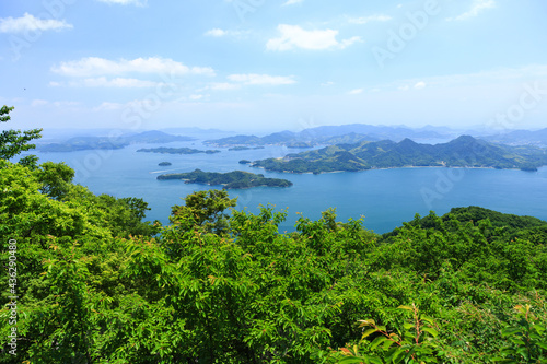 Fototapeta 瀬戸内海のしまなみ 広島県三原市の竜王山
