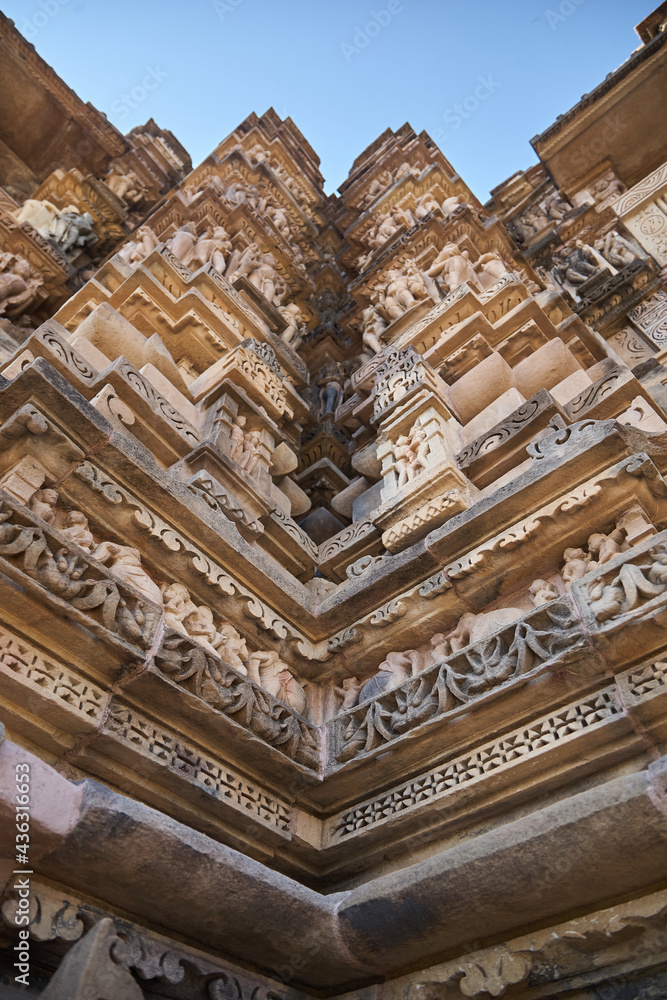 Originally, there were about 80 temple buildings in Khajuraho scattered over a total area of about 21 square kilometers - nowadays only about 20 of them remain, most of which are in two groups. Day.