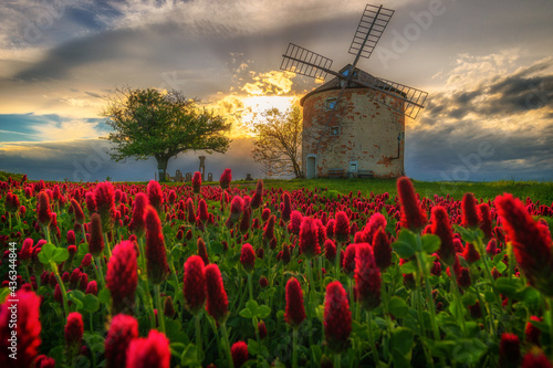 Větrný mlýn v Kunkovicích, Windmill