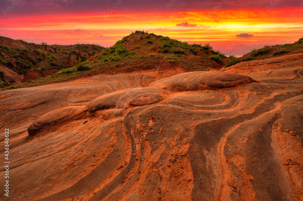 sunset in the canyon wave landform