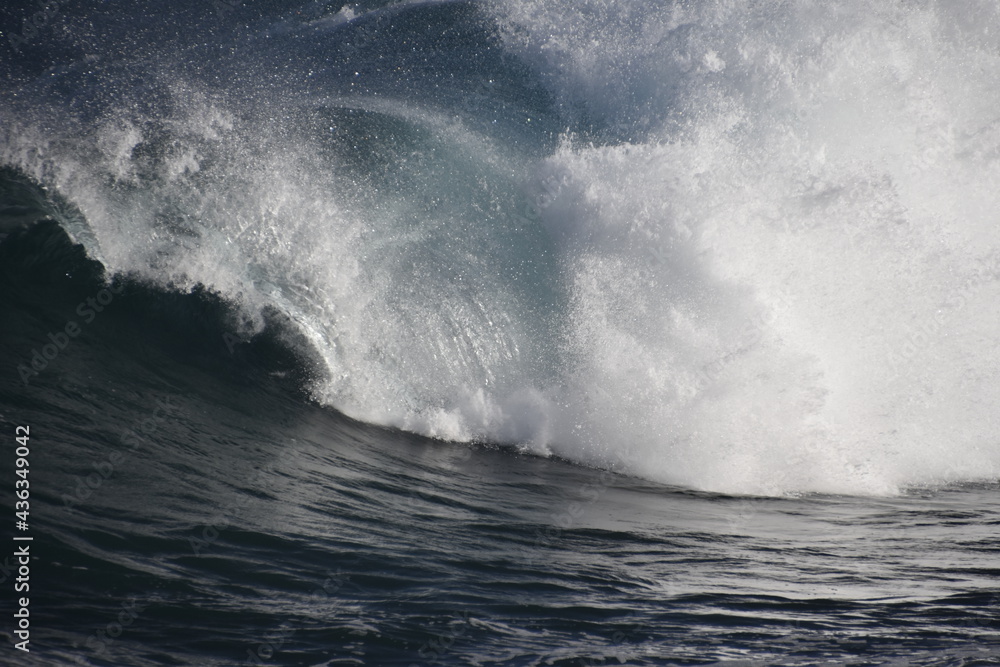 Obraz premium the sea and allits strength