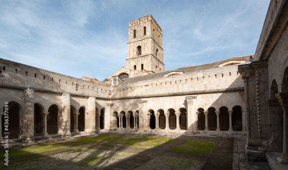 Cloître Saint Trophime à Arles