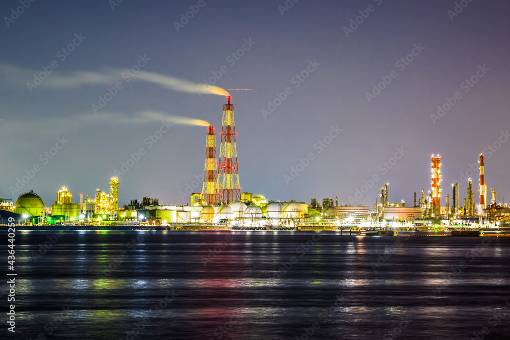 堺泉北臨海工業地帯の夜景.高石市側から