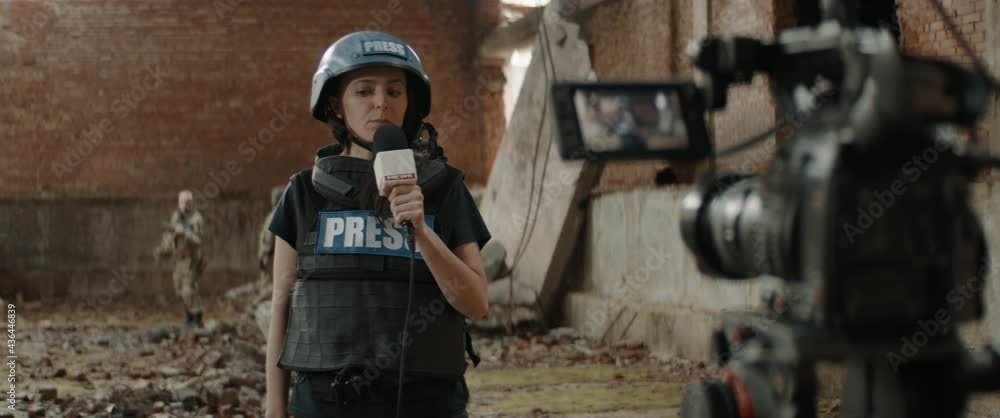 HANDHELD Behind the scenes of female war journalist correspondent ...