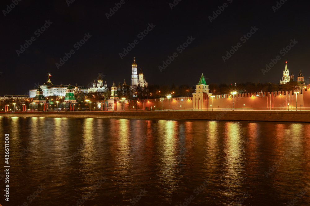Night view of the Moscow Kremlin.