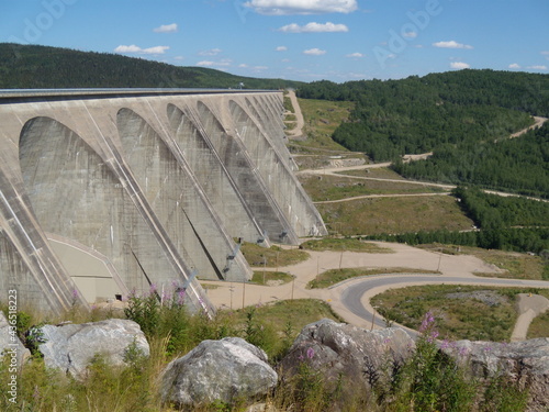 Manic-2 hydroelectric dam in Quebec