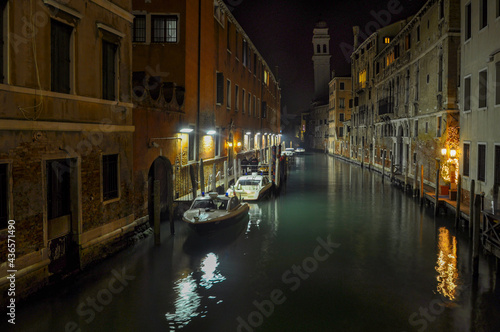 Night view of Venice © Nikolay