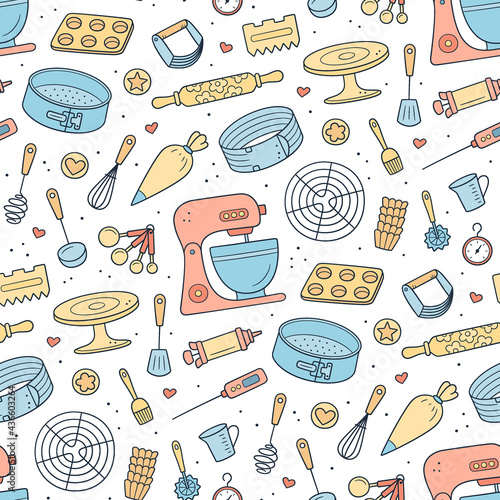 Seamless pattern with tools for making cakes, cookies and pastries. Doodle confectionery tools - stationary dough mixer, baking pans and pastry bag. Hand drawn vector illustration on white background.