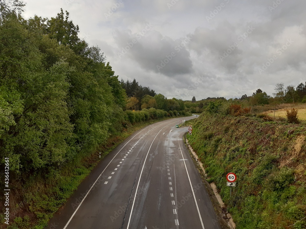 Tramo de la carretera nacional-634 a su paso por Vilalba, Galicia
