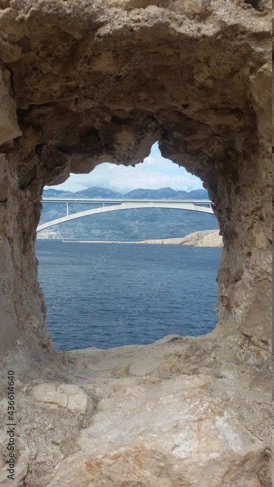 Most na wyspę Pag Chorwacja