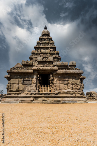 Shore Temple of Mahabalipuram. The Shore Temple is so named because it overlooks the shore of the Bay of Bengal. It is located near Chennai in Tamil Nadu.