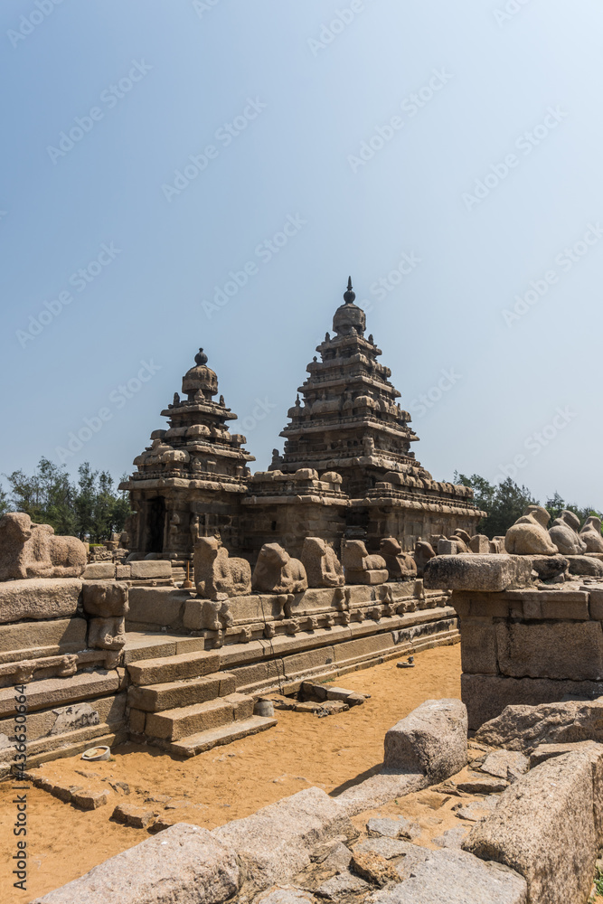 Shore Temple of Mahabalipuram. The Shore Temple is so named because it overlooks the shore of the Bay of Bengal. It is located near Chennai in Tamil Nadu.