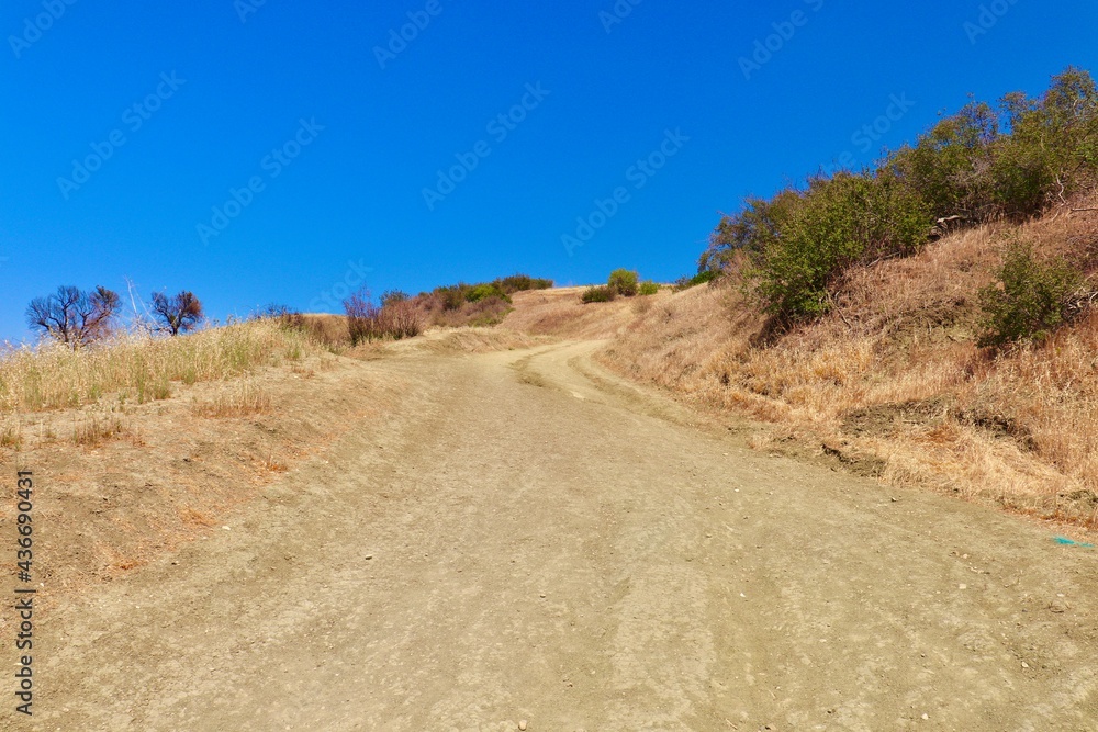 California Hiking Trail With Mountain Landscape 