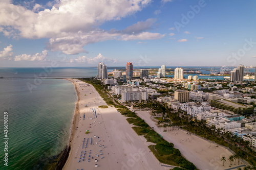 Memorial day weekend morning on Miami Beach FL © Felix Mizioznikov