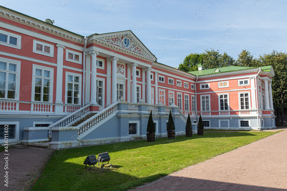 Kuskovo Manor. The estate of count Sheremetev. Architectural and artistic ensemble of the XVIII century.