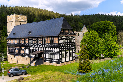 Ein schönes Fachwerkhaus in Thüringen - das Amtshaus in Paulinzella photo
