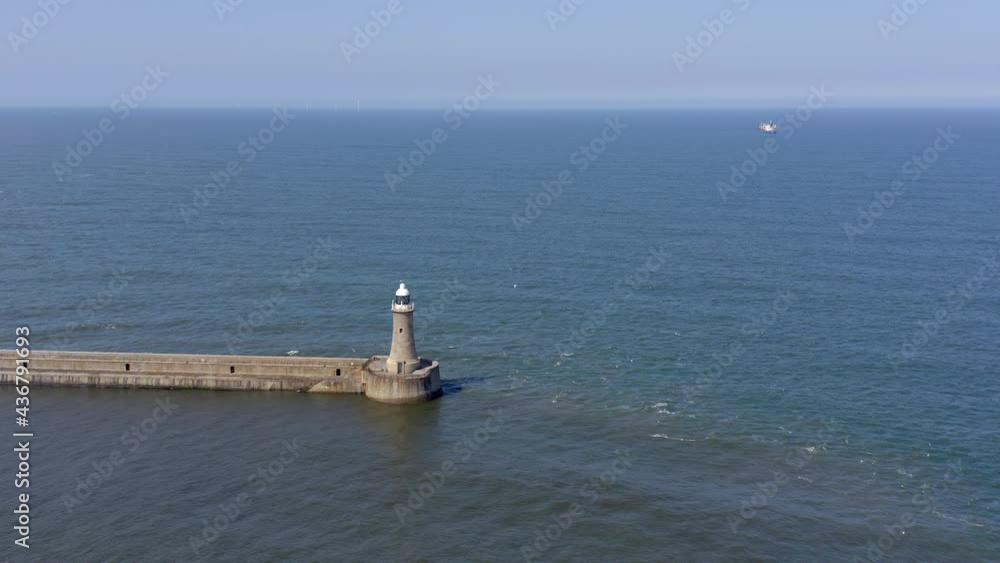 Tynemouth Breakwater and Lighthouse in the Summer Tynemouth Breakwater and Lighthouse in the Summer