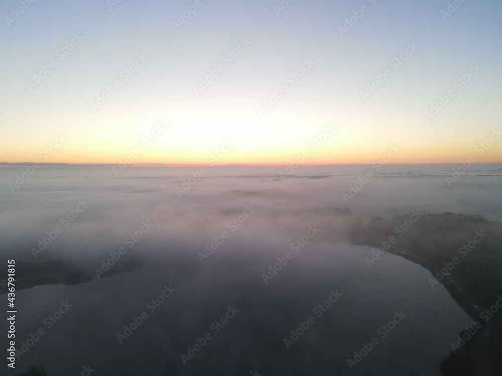 Obraz premium sunrise over the sea