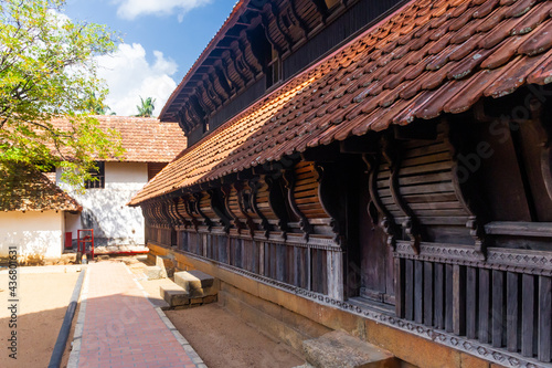 Canvas Print Ancient south indian house exterior