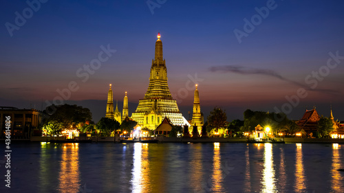 Wat Arun Temple in bangkok Thailand. © apichai507