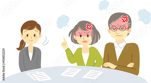 イラスト素材:クレーム対応をする場面　スーツを着た女性が老夫婦の話を聞く　相談　打ち合わせ
