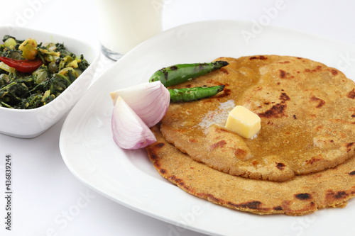 Sarson ka saag and Makki ki roti /Indian Punjabi corn bread with mustard leaves curry