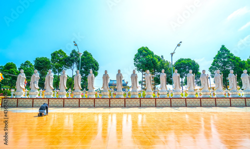 Cuadro en lienzo Vung Tau, Vietnam - February 24th, 2021: Architecture presbytery temple Dai Tong
