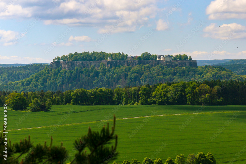 Nationalpark Sächsische Schweiz - Blick vom Bärenstein zur Festung Königstein