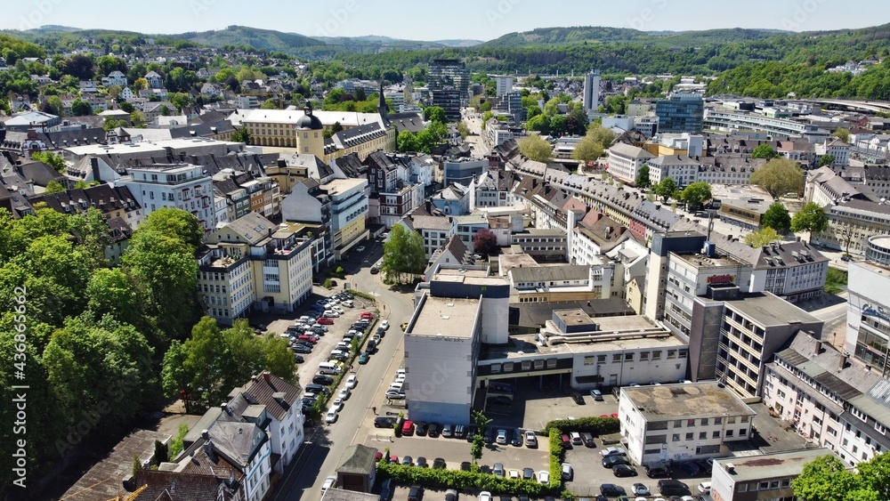 Stadtansicht Siegen mit Universität am Unteren Schloss, Kreishaus und Einkaufscenter