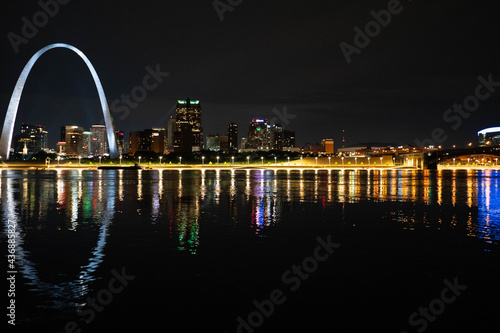 Saint Louis, MO night time skyline