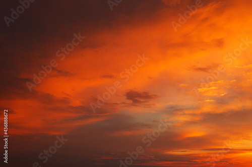 Fototapeta Naklejka Na Ścianę i Meble -  Fantastic beautiful colorful sunrise with cloudy sky. Scenic image of dramatic light in summer weather. Picturesque photo wallpaper. Natural background. Beauty of earth.