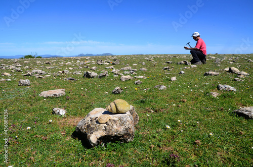 A naturalist looks for foss...