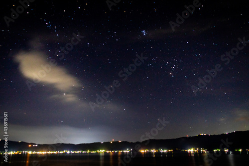 estrellas en el lago coatepeque photo