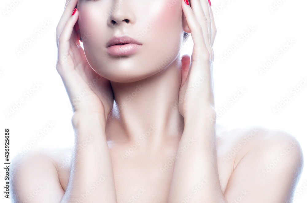 Fototapeta premium Close-up lips and shoulders of young caucasian brunette woman with natural lips, make-up, perfect skin 