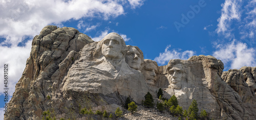 Mount Rushmore National Monument © Taha