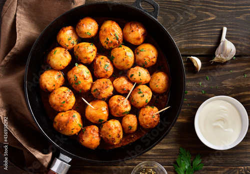Bombay potatoes in frying pan