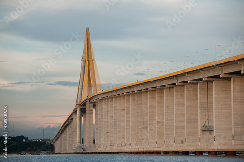 Ponte Ponte Jornalista Phelippe Daou, conhecida como ponte Rio Negro em Manaus no Norte do Brasil no estado do Amazonas.  photo