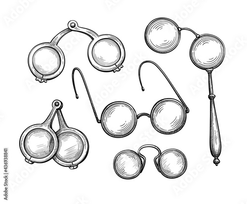 Ink sketch set of ancient spectacles.