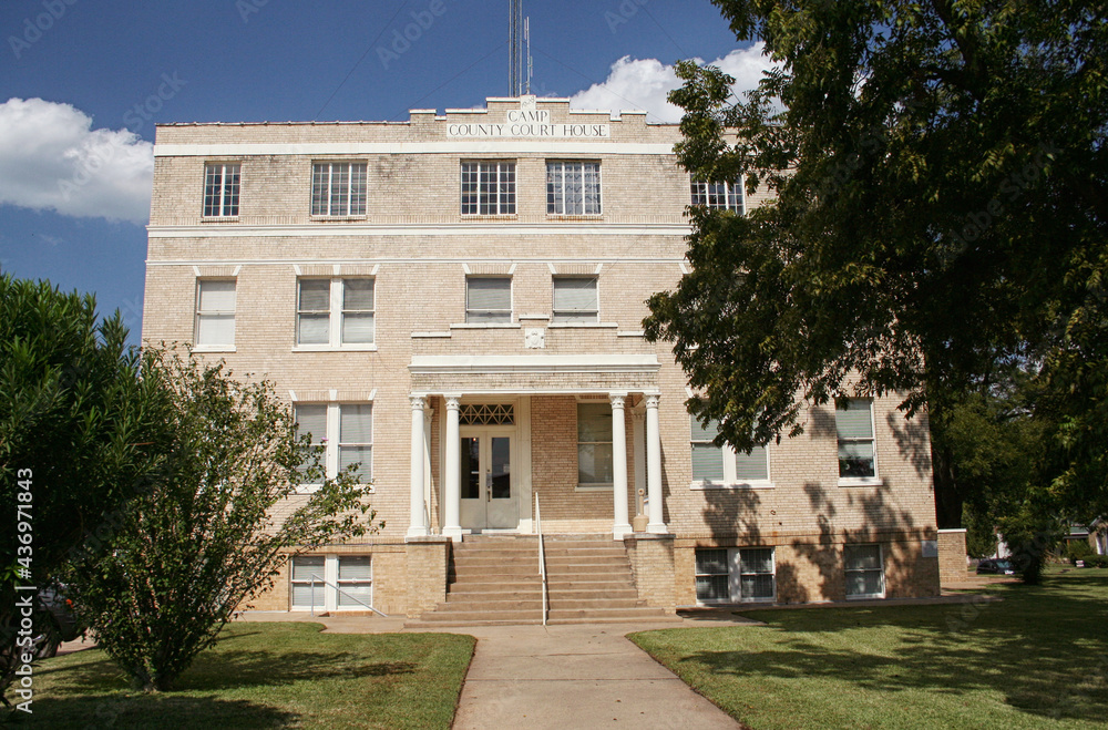 Obraz premium Camp County Courthouse located in Pittsburg TX