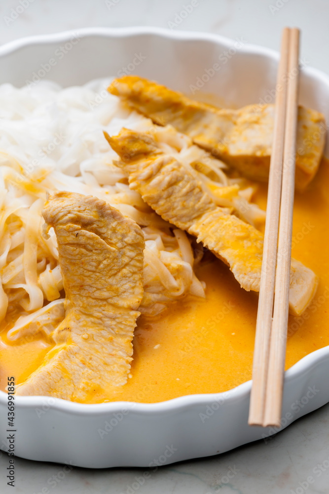 turkey meat with spicy coconut milk sauce and rice noodles turkey meat with spicy coconut milk sauce and rice noodles