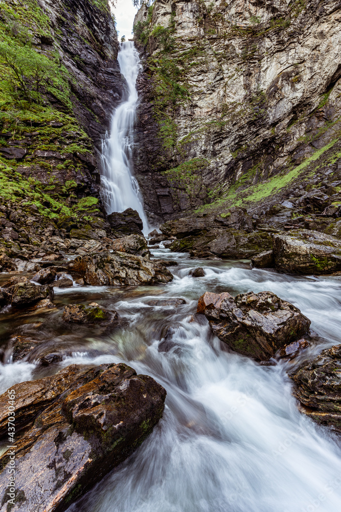 Stalheimfossen, Nærøydalsvegen, Vossestrand, Norway Stalheimfossen, Nærøydalsvegen, Vossestrand, Norway