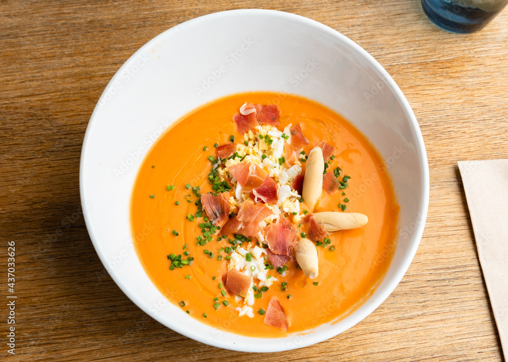 Salmorejo cordobés Salmorejo cordobés
