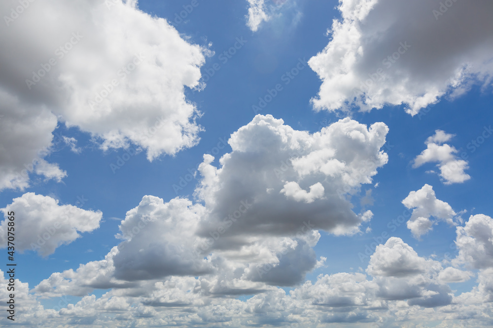 Obraz premium Clods and sky