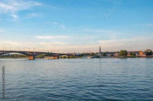 view to Theodor Heuss bridge in Mainz in sunset mood © travelview