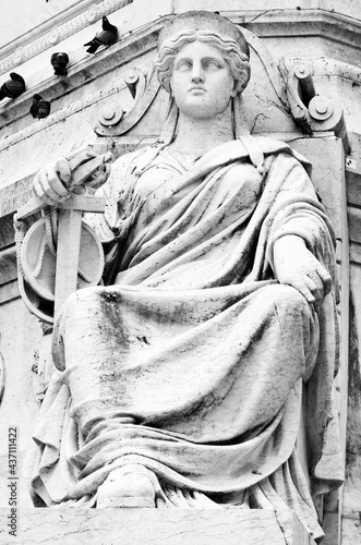 Justice Statue at Pedro IV square, Lisbon