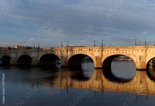 Pont Neuf bridge sunrise in Paris