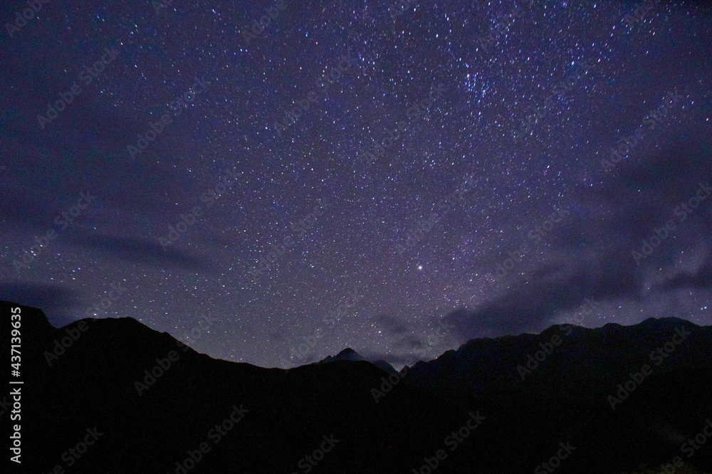 立山連峰に輝く天の川 Stock Photo Adobe Stock 立山連峰に輝く天の川 Stock Photo Adobe Stock