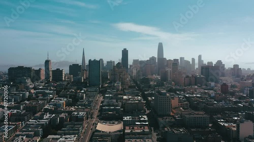A beautiful view of the downtown cityscape of San Francisco in the US shot in 4K