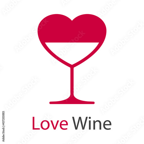 Logotipo con texto Love Wine con copa de vino con forma de corazón en color granate
