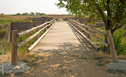 Fototapeta Naklejka Na Ścianę i Meble -  The Tanais-Roman bridge